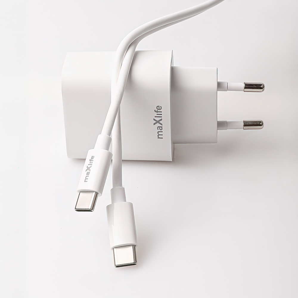 Maxlife MXTC-06-20AC PD QC charger 1x USB-C 1x USB 20W white + USB-C – USB-C cable 20W