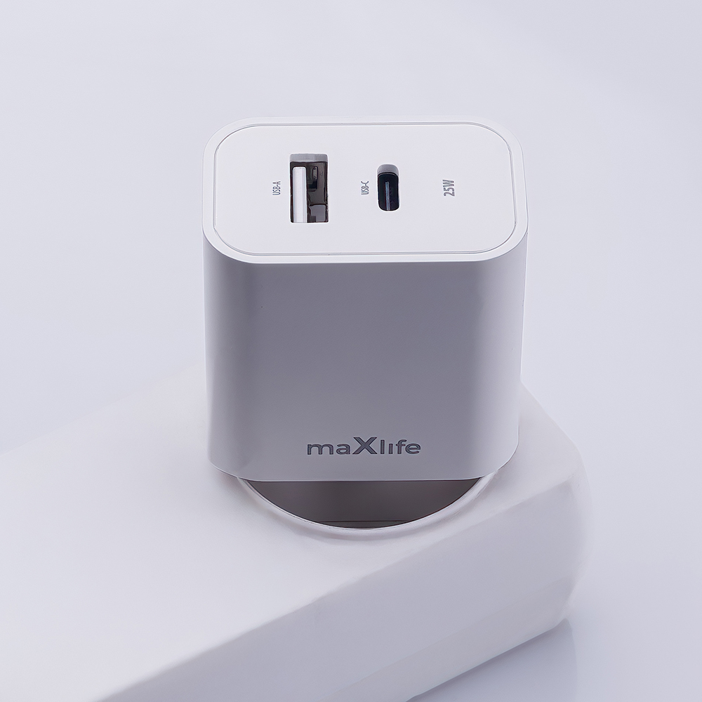 Maxlife MXTC-06-25AC PD QC charger 1x USB-C 1x USB 25W white