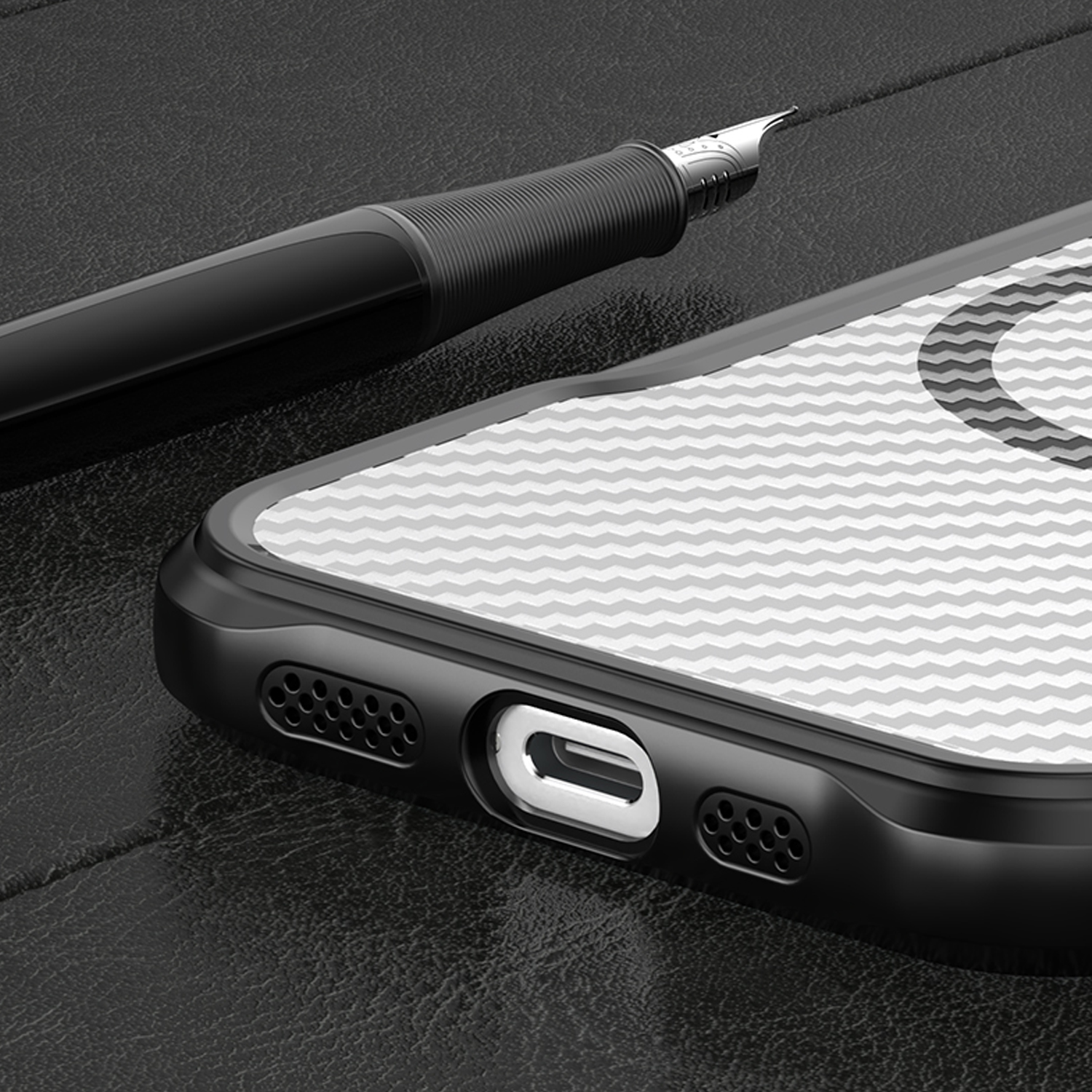 Defender Carbon Mag case for Samsung Galaxy S24 Ultra black