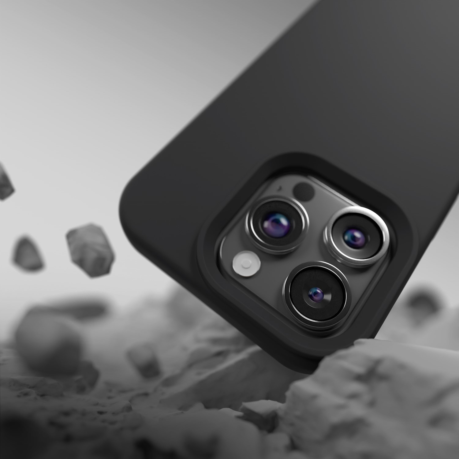 Etteri Silicone Mag case for iPhone 15 Pro Max 6,7″ black