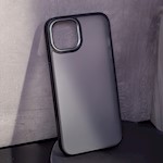 Satinmatt fodral för iPhone XR i svart