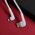 Maxlife MXUC-09 vinklad USB-Lightning-kabel 1,0 m 2,4A vit
