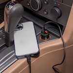 Forever CC-06 PD QC bil-laddare 1x USB-C 1x USB 20W svart + USB-C – Lightning-kabel 27W