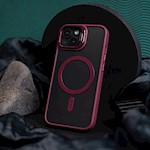 Extra linsfodral för iPhone 16 6,1″ i vinröd