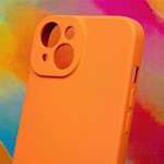 Silikonskal för iPhone 15 Pro 6,1″ orange