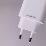 Maxlife MXTC-06-20AC PD QC-laddare 1x USB-C 1x USB 20W vit + USB-C – USB-C-kabel 20W