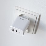Maxlife MXTC-10-20AC PD QC-laddare 1x USB-C 1x USB 20W vit