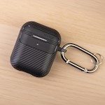 Kol-fodral för AirPods 4 i svart