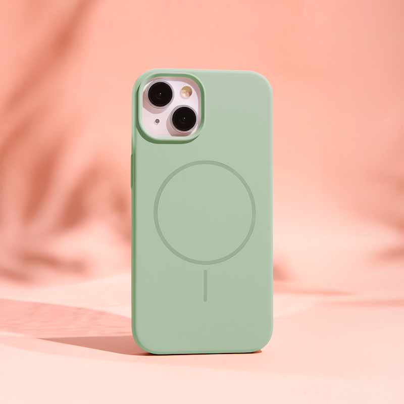 Silicone Thin Mag case for iPhone 17 6,3